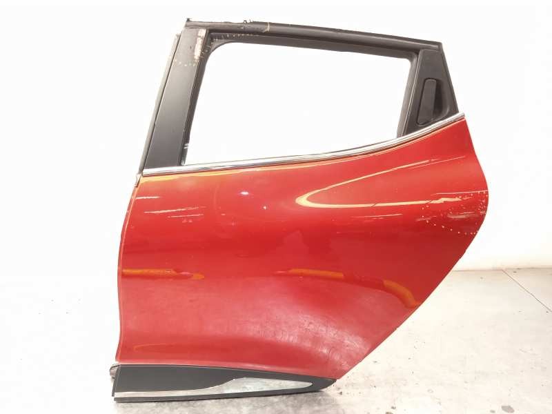 Recambio de puerta trasera izquierda para renault clio iv 1.5 dci diesel fap referencia OEM IAM 821016892R  