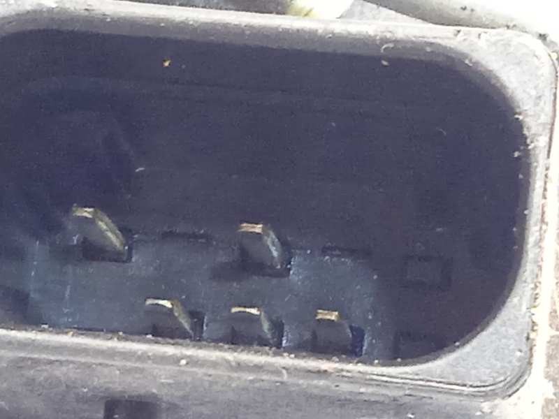 Recambio de cerradura puerta delantera derecha para chevrolet orlando 2.0 diesel cat referencia OEM IAM 13503802  