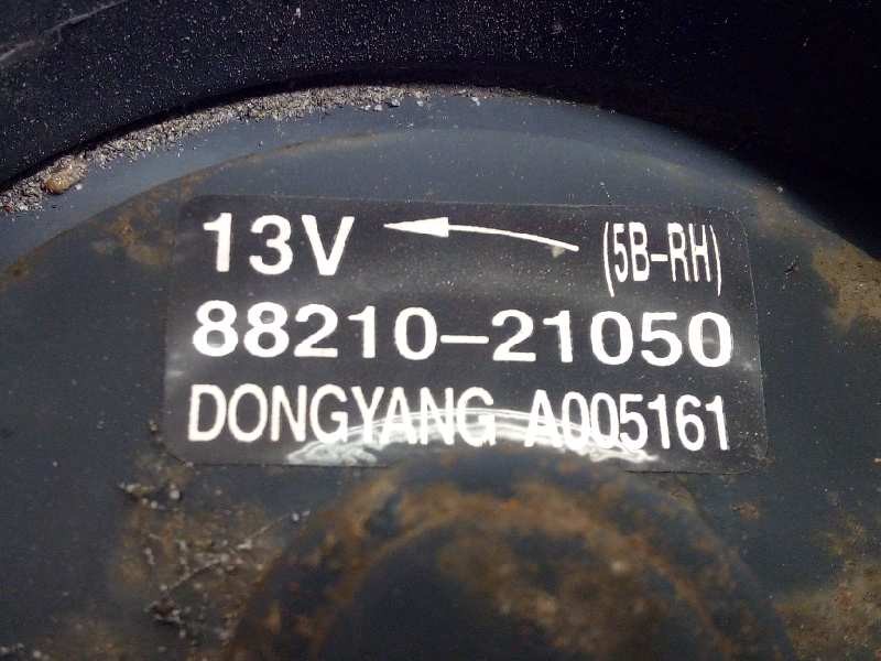 Recambio de electroventilador para ssangyong rodius 2.7 turbodiesel cat referencia OEM IAM 8821021050  