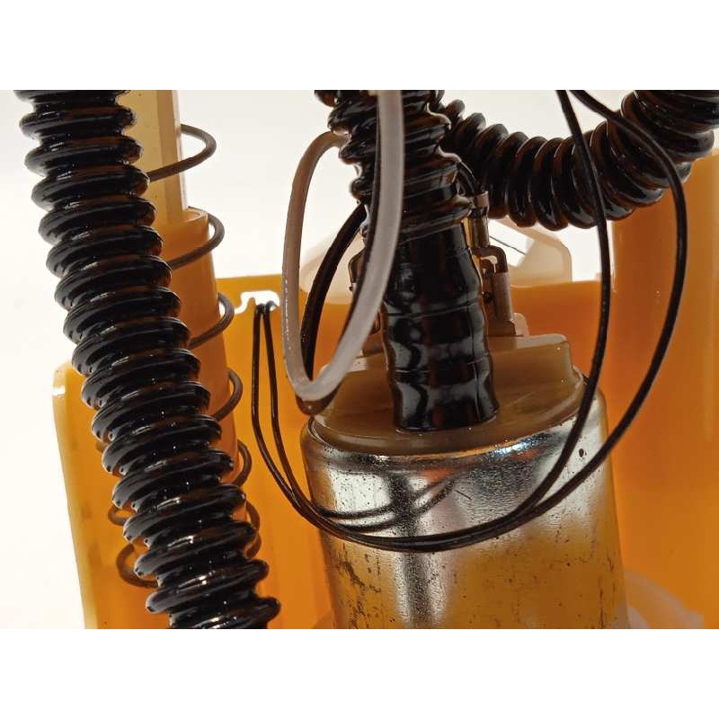 Recambio de bomba combustible para renault clio iv 1.5 dci diesel fap referencia OEM IAM 172021275R  