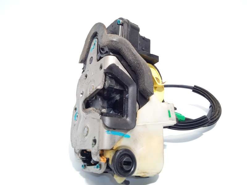 Recambio de cerradura puerta trasera izquierda para chevrolet orlando 2.0 diesel cat referencia OEM IAM 13503807  