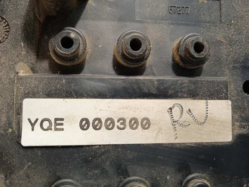 Recambio de caja reles / fusibles para land rover discovery (lt) 2.5 turbodiesel referencia OEM IAM YQE000300  