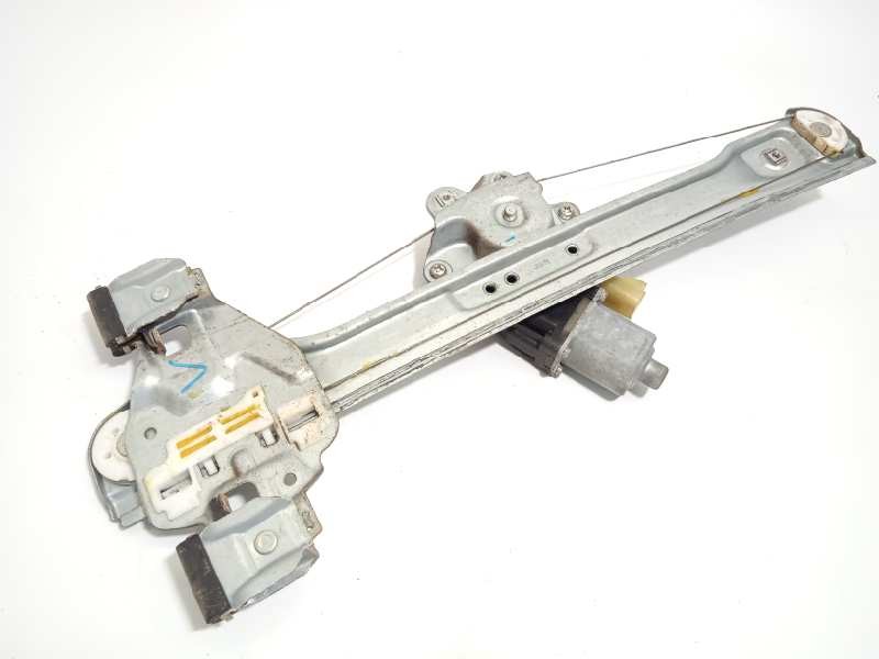 Recambio de elevalunas trasero derecho para chevrolet orlando 2.0 diesel cat referencia OEM IAM 95021797  95374830