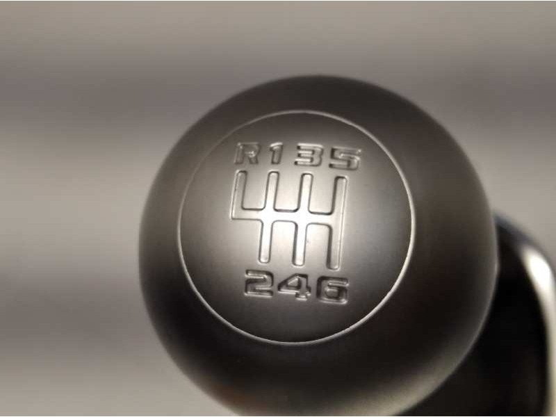 Recambio de palanca cambio para jeep compass ii longitude 4x2 referencia OEM IAM 04787981AB  4787981AB