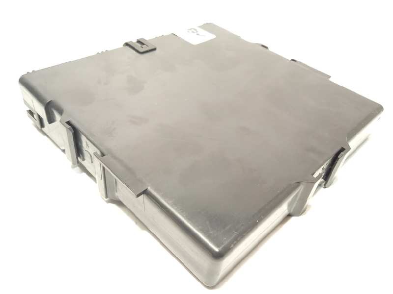 Recambio de modulo electronico para toyota rav4 referencia OEM IAM 8998142190  