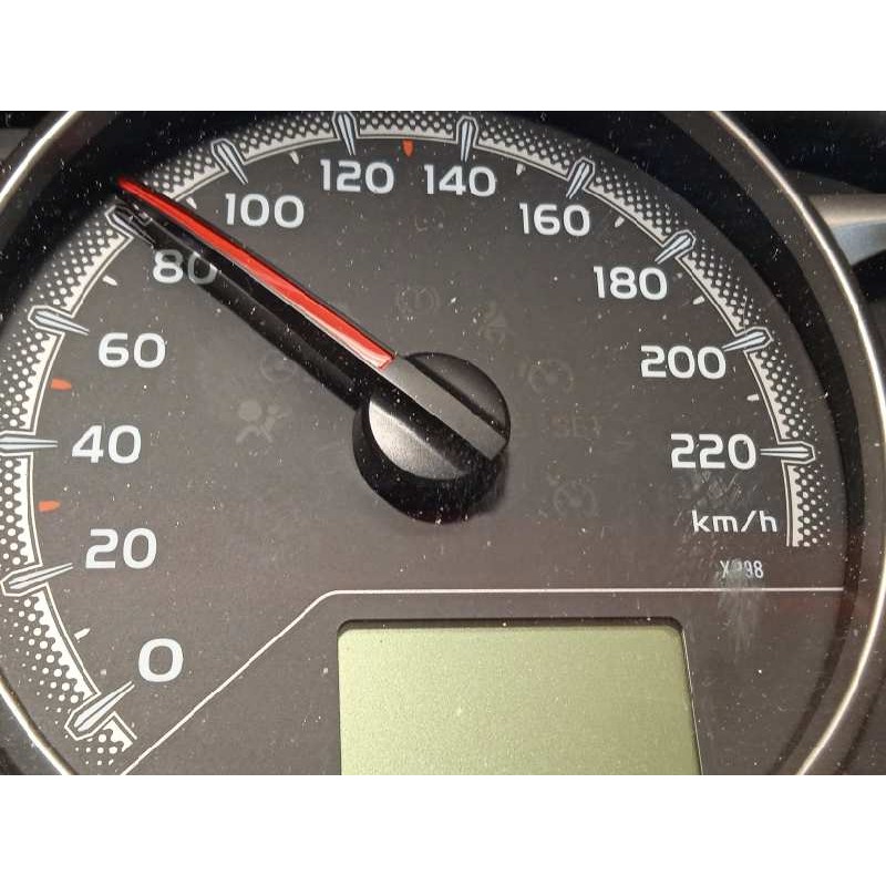 Recambio de cuadro instrumentos para toyota yaris active referencia OEM IAM 838000U270  MB1575607574