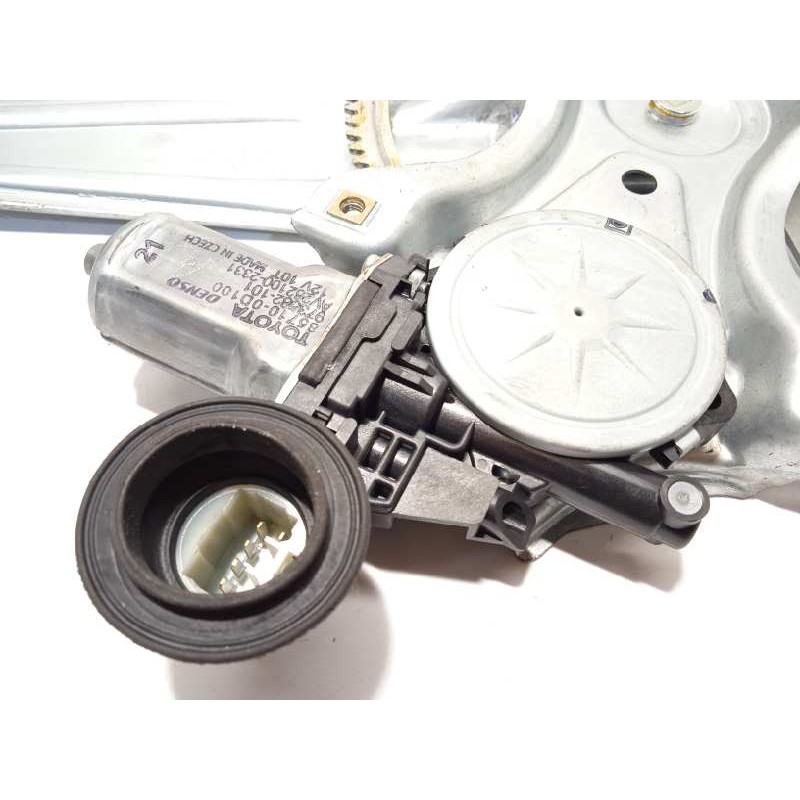 Recambio de elevalunas trasero izquierdo para toyota yaris active referencia OEM IAM 857100D100  973582101