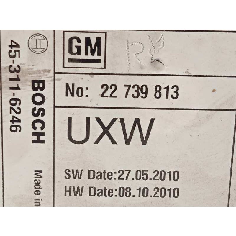 Recambio de sistema navegacion gps para chevrolet orlando 2.0 diesel cat referencia OEM IAM 22739813  453116246