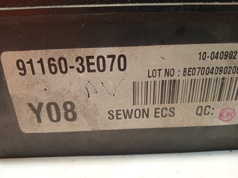 Recambio de caja reles / fusibles para kia sorento 2.5 crdi ex referencia OEM IAM 911603E070  