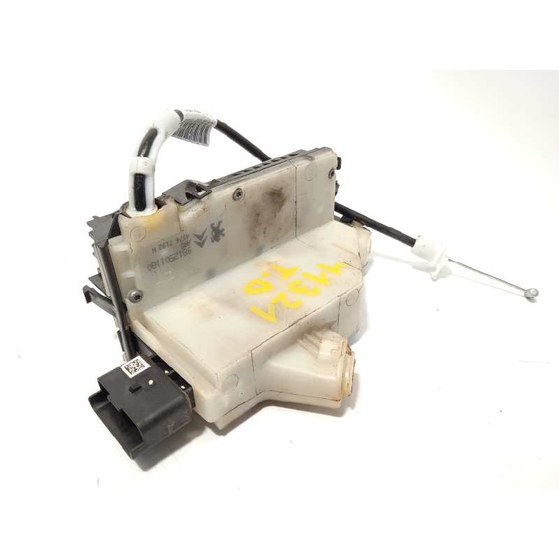 Recambio de cerradura puerta trasera derecha para peugeot 208 business line referencia OEM IAM 9812501180  