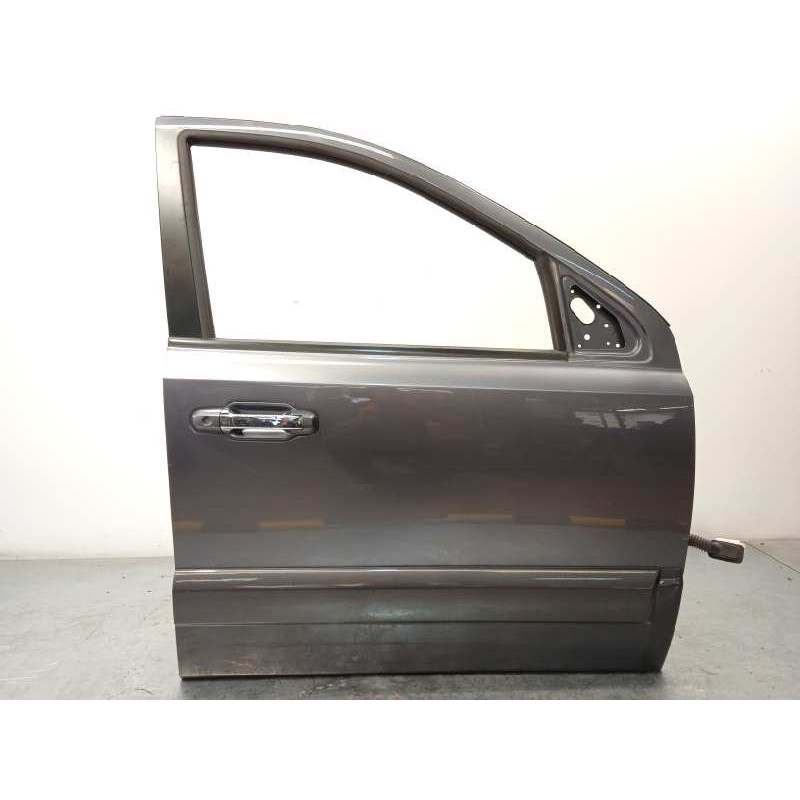 Recambio de puerta delantera derecha para kia sorento 2.5 crdi ex referencia OEM IAM 760043E111  