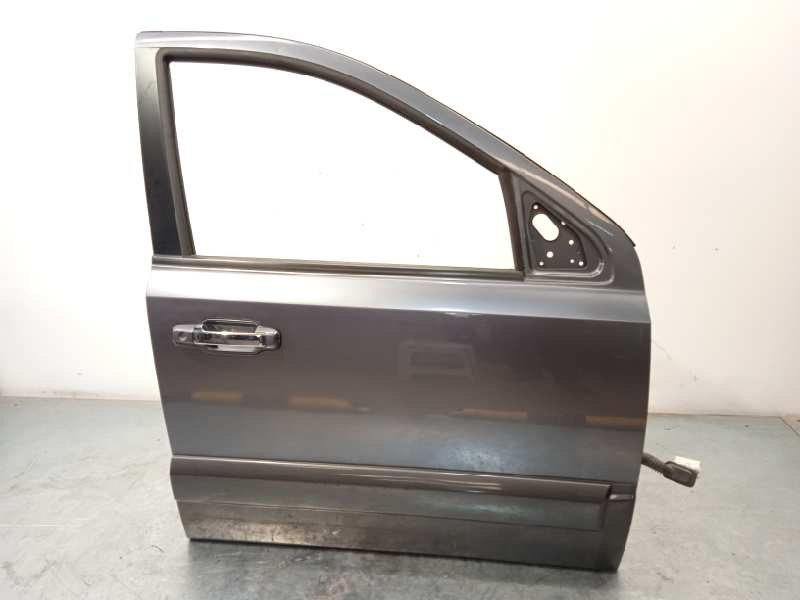 Recambio de puerta delantera derecha para kia sorento 2.5 crdi ex referencia OEM IAM 760043E111  