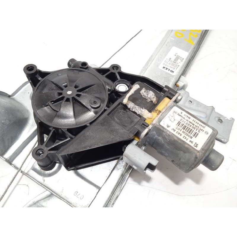 Recambio de elevalunas delantero derecho para peugeot 208 business line referencia OEM IAM 9673154380 0130822702 9674254380