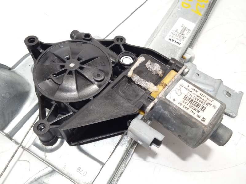 Recambio de elevalunas delantero derecho para peugeot 208 business line referencia OEM IAM 9673154380 0130822702 9674254380