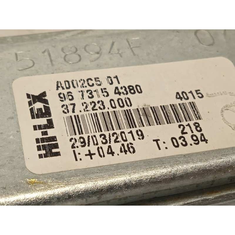 Recambio de elevalunas delantero derecho para peugeot 208 business line referencia OEM IAM 9673154380 0130822702 9674254380