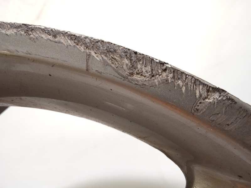 Recambio de llanta para audi a5 coupe (8t) 2.7 tdi referencia OEM IAM 8T0601025M  