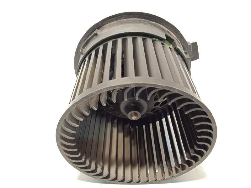 Recambio de motor calefaccion para peugeot 208 business line referencia OEM IAM T1013140A  1608182080