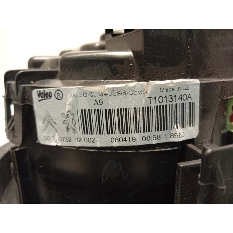 Recambio de motor calefaccion para peugeot 208 business line referencia OEM IAM T1013140A  1608182080