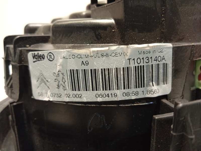 Recambio de motor calefaccion para peugeot 208 business line referencia OEM IAM T1013140A  1608182080