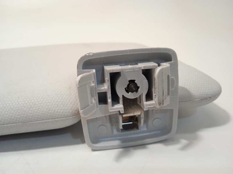 Recambio de parasol izquierdo para peugeot 208 business line referencia OEM IAM 16125932PR  