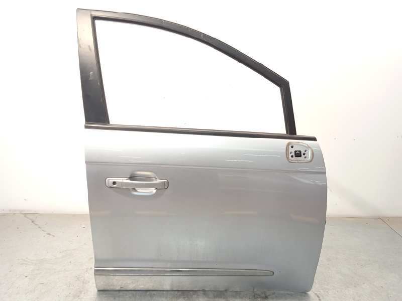 Recambio de puerta delantera derecha para ssangyong rodius 2.7 turbodiesel cat referencia OEM IAM NOREF  