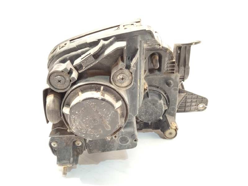 Recambio de faro izquierdo para ssangyong rexton 2.7 turbodiesel cat referencia OEM IAM 8310108102HBC  