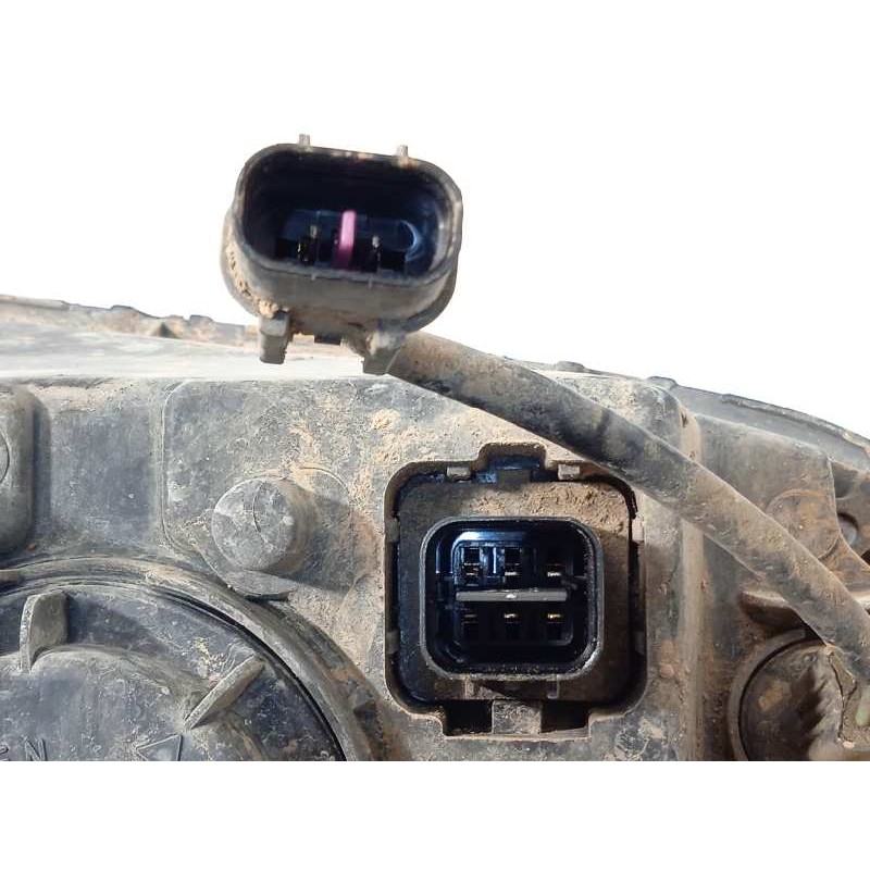 Recambio de faro izquierdo para ssangyong rexton 2.7 turbodiesel cat referencia OEM IAM 8310108102HBC  