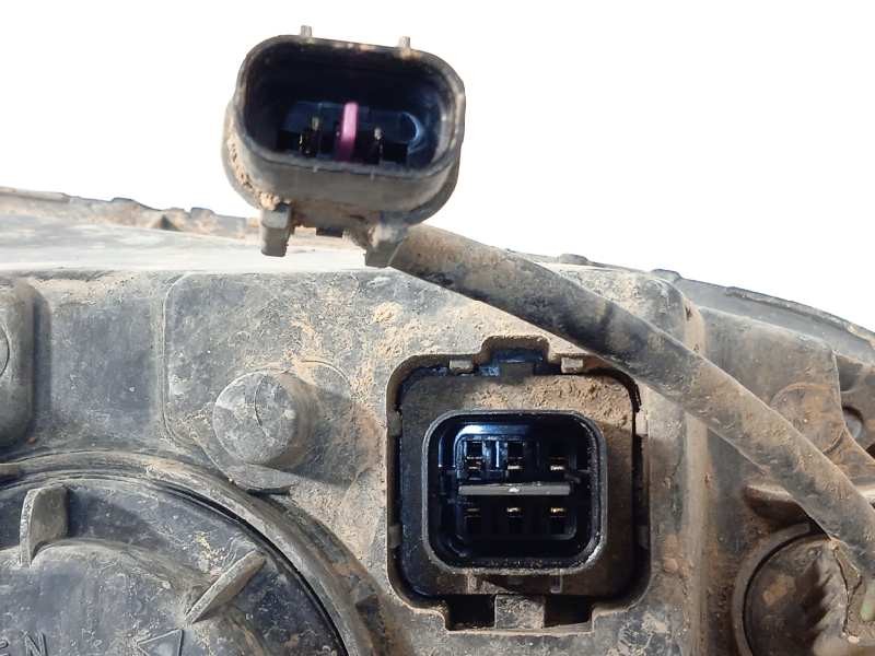 Recambio de faro izquierdo para ssangyong rexton 2.7 turbodiesel cat referencia OEM IAM 8310108102HBC  