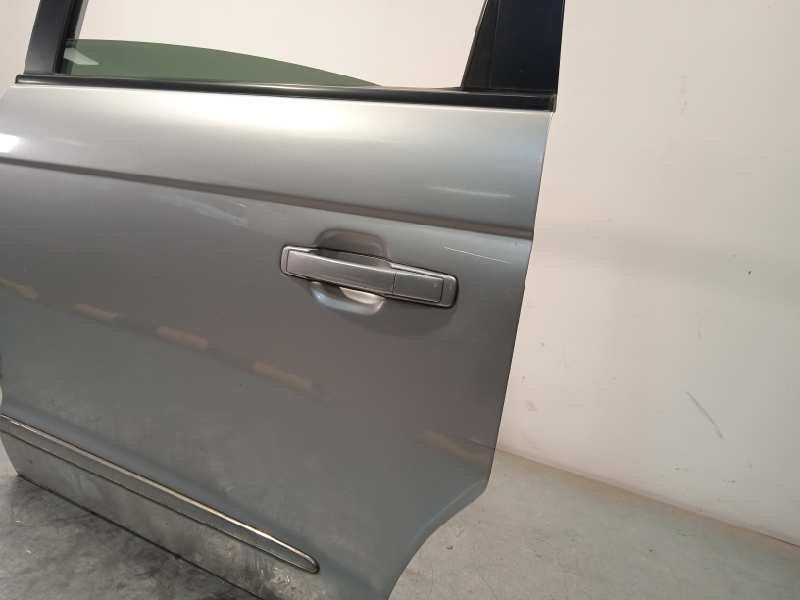 Recambio de puerta trasera izquierda para ssangyong rodius 2.7 turbodiesel cat referencia OEM IAM NOREF  