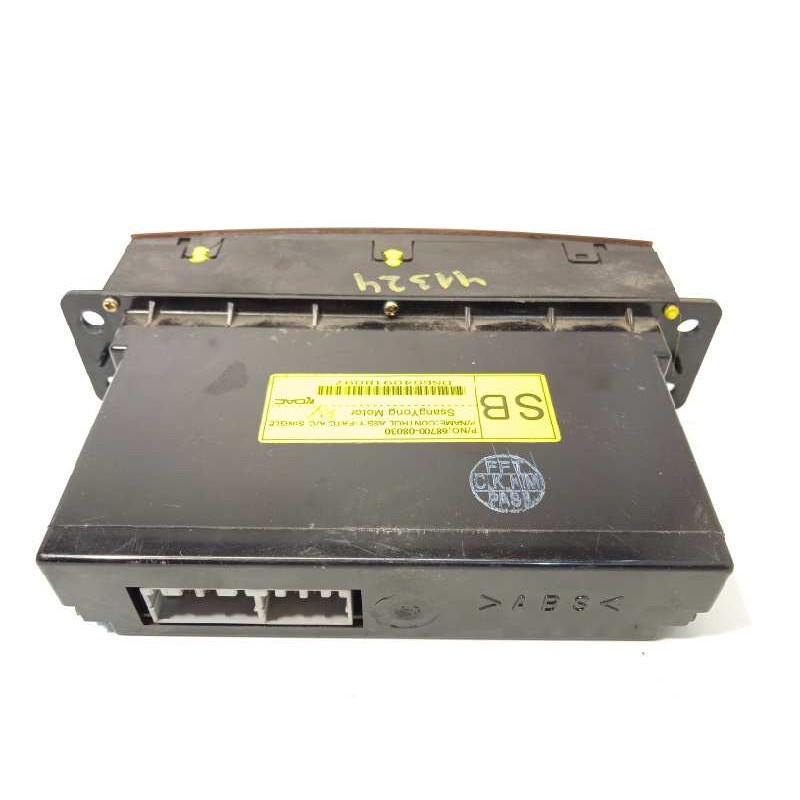 Recambio de mando climatizador para ssangyong rexton 2.7 turbodiesel cat referencia OEM IAM 6870008030  