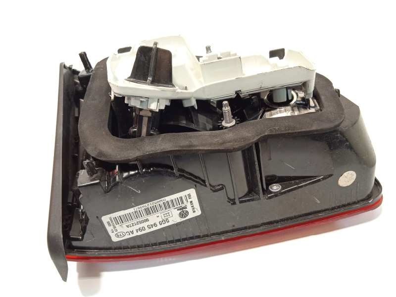 Recambio de piloto trasero derecho interior para volkswagen golf vii lim. advance bluemotion referencia OEM IAM 5G0945094AC  