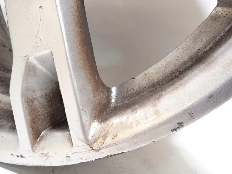 Recambio de llanta para land rover evoque 2.2 td4 cat referencia OEM IAM BJ32BA BJ321007BA LR024422