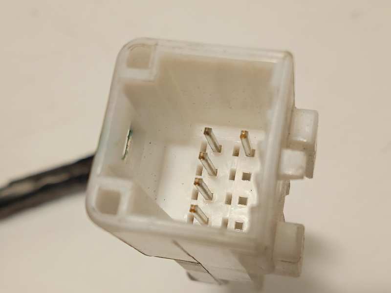 Recambio de retrovisor derecho para dacia sandero laureate referencia OEM IAM 963017247R  