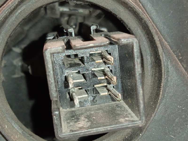 Recambio de retrovisor derecho para opel corsa c elegance referencia OEM IAM 1428308  