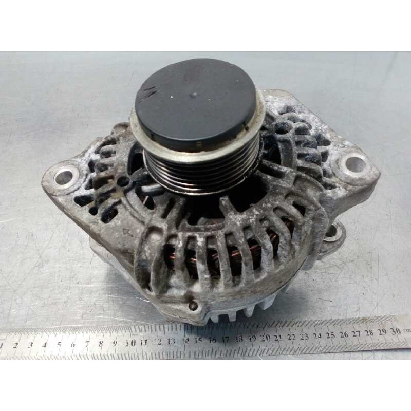 Recambio de alternador para hyundai ix35 2.0 cat referencia OEM IAM 3730025600  2608052