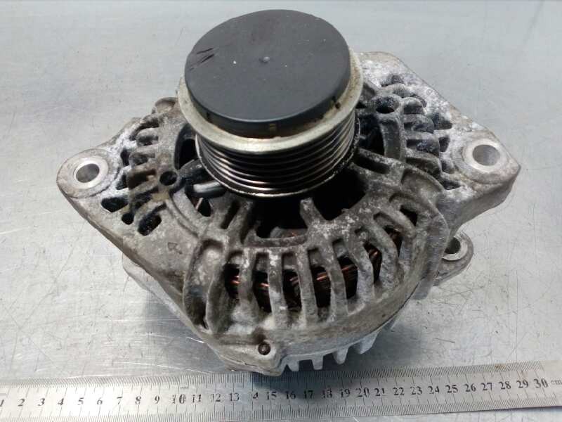 Recambio de alternador para hyundai ix35 2.0 cat referencia OEM IAM 3730025600  2608052