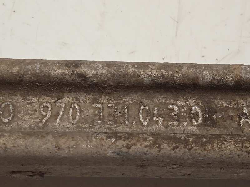 Recambio de brazo suspension superior trasero derecho para porsche panamera 4 s referencia OEM IAM 97033104300  