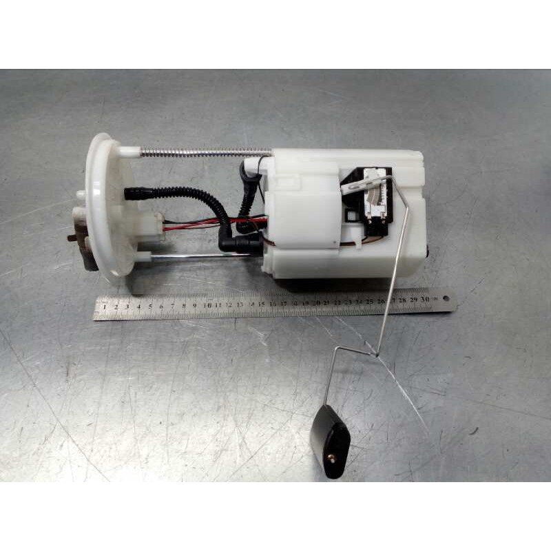 Recambio de bomba combustible para hyundai ix35 2.0 cat referencia OEM IAM 311102Y000  1000882260