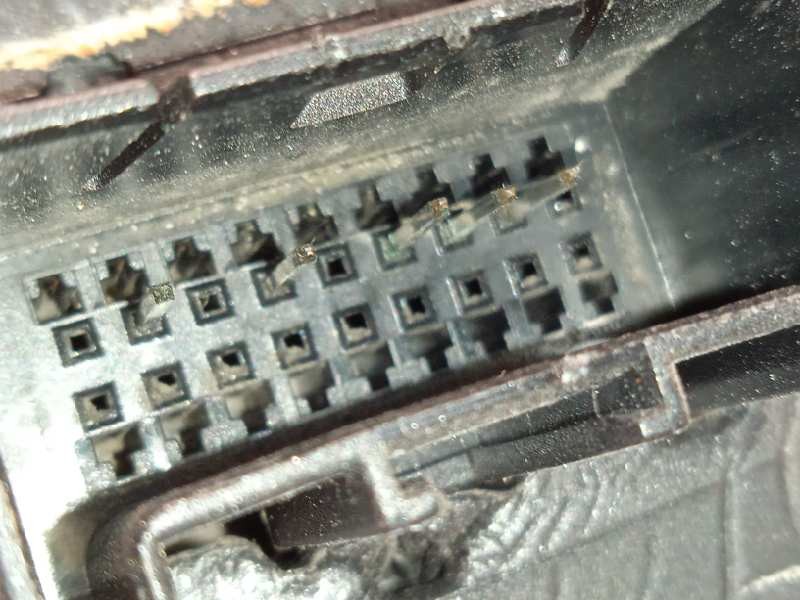 Recambio de retrovisor izquierdo para opel insignia berlina sport referencia OEM IAM 13329091  