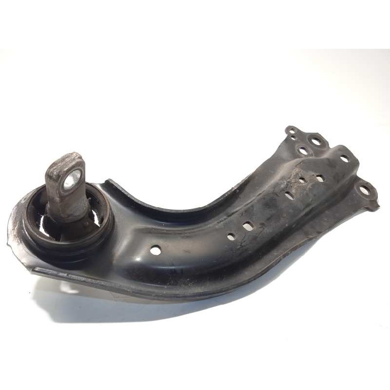 Recambio de brazo suspension inferior trasero derecho para toyota rav4 referencia OEM IAM 4876042070  