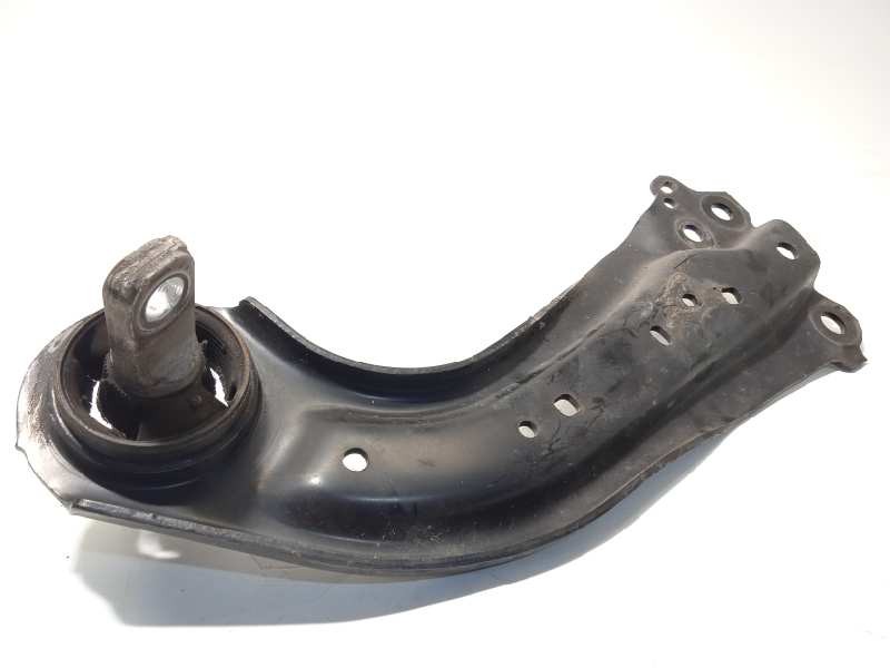 Recambio de brazo suspension inferior trasero derecho para toyota rav4 referencia OEM IAM 4876042070  
