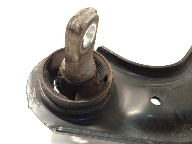 Recambio de brazo suspension inferior trasero derecho para toyota rav4 referencia OEM IAM 4876042070  