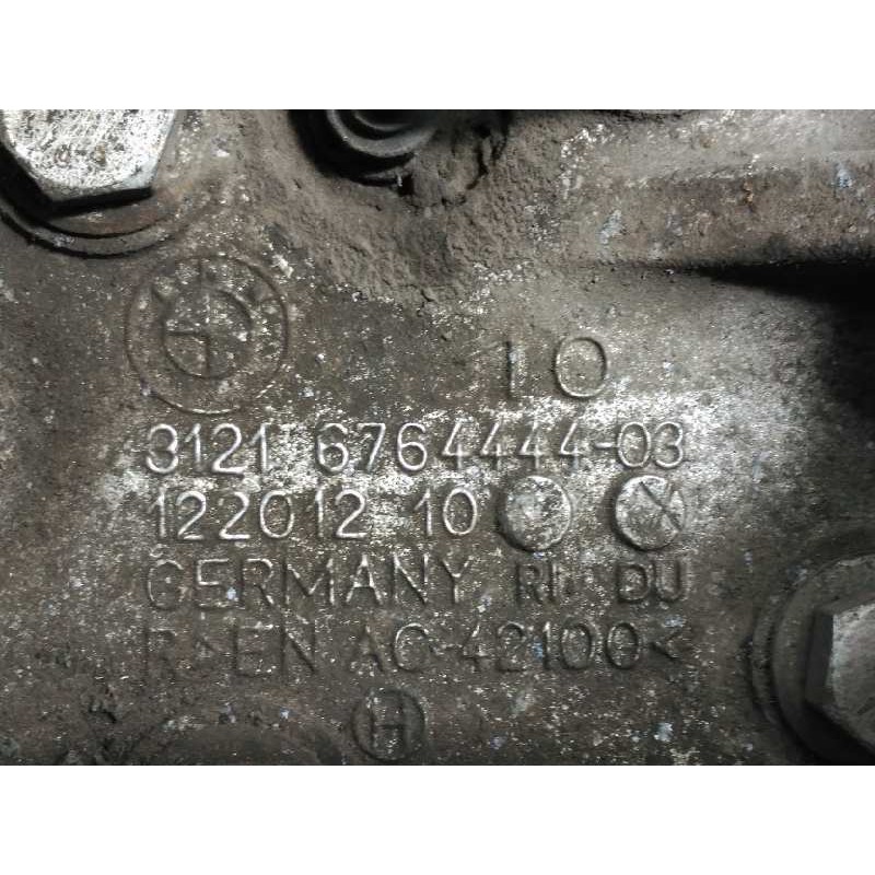 Recambio de mangueta delantera derecha para bmw serie 3 touring (e91) 318d referencia OEM IAM 6764444  