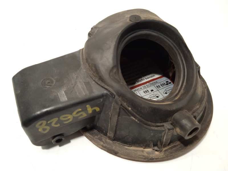 Recambio de tapa exterior combustible para skoda fabia (5j2 ) style referencia OEM IAM 5J6809857A  