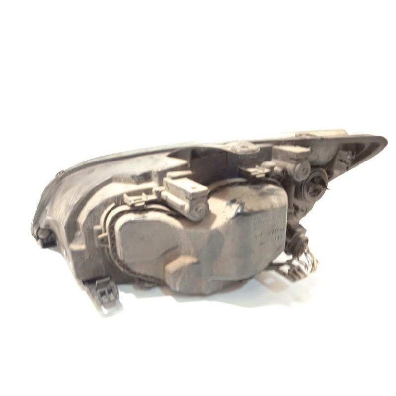 Recambio de faro derecho para ford focus berlina (cap) trend referencia OEM IAM 1480979  