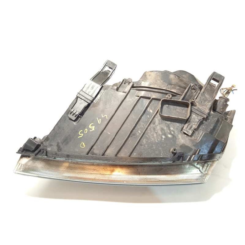 Recambio de faro derecho para ford focus berlina (cap) trend referencia OEM IAM 1480979  
