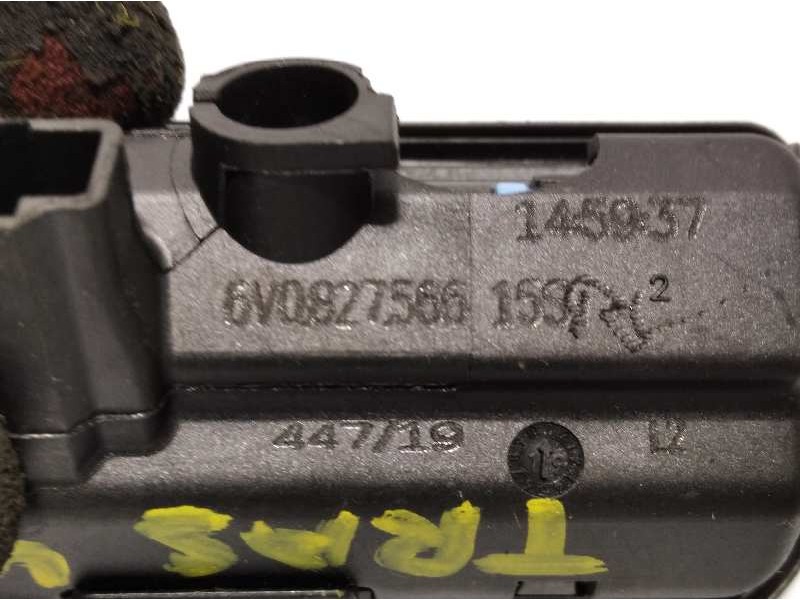 Recambio de maneta exterior porton para seat arona reference plus referencia OEM IAM 6V0827566  