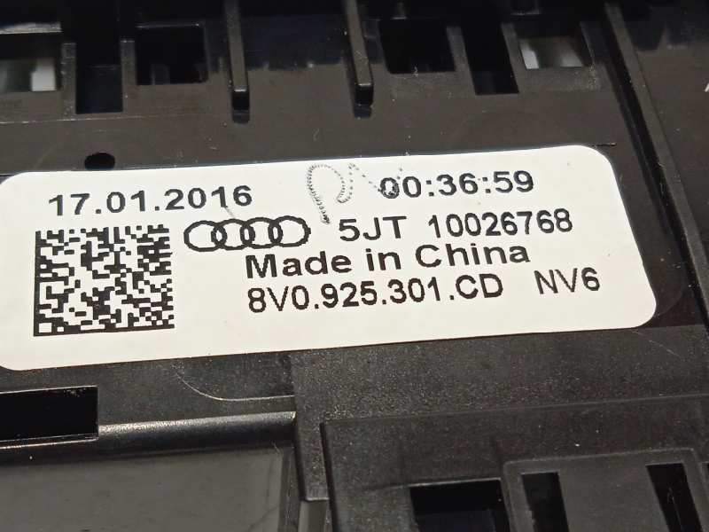 Recambio de mando multifuncion para audi a3 sportback (8va) ambiente referencia OEM IAM 8V0925301CD  8V0925301CDNV6