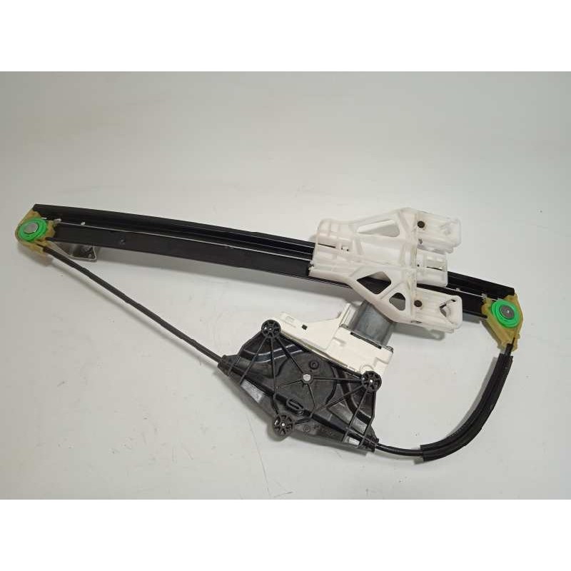 Recambio de elevalunas trasero derecho para audi q3 (8ug) attraction referencia OEM IAM 8U0839462 TR38U0839462 8K0959812A