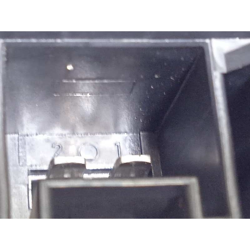 Recambio de elevalunas trasero derecho para audi q3 (8ug) attraction referencia OEM IAM 8U0839462 TR38U0839462 8K0959812A